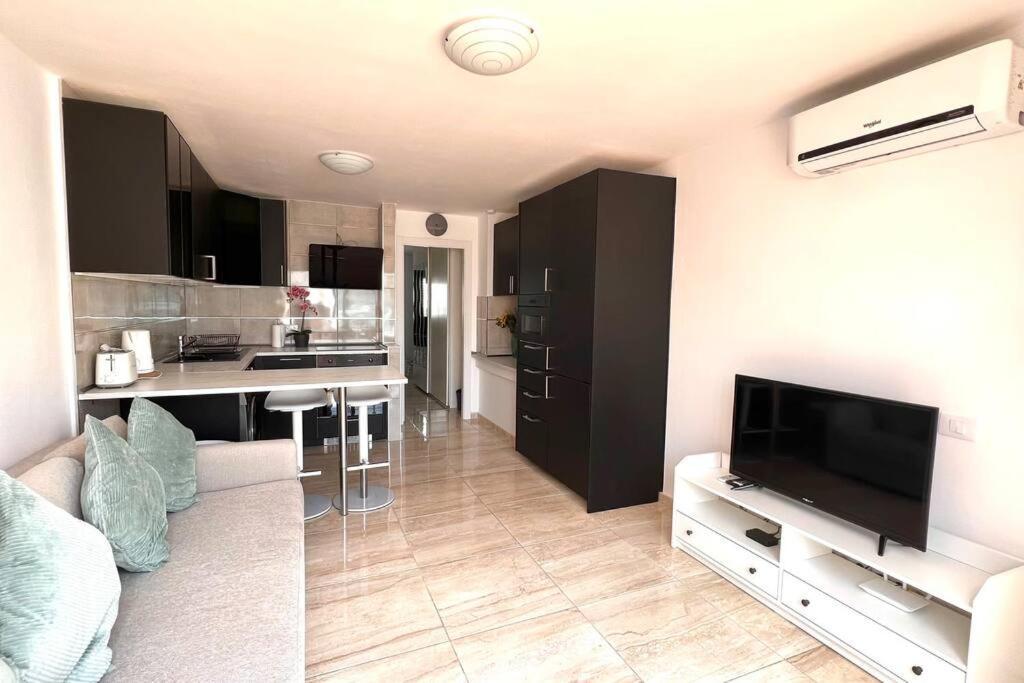 Casa Teddy - Central And Modern One Bedroom Apartment Тиас Экстерьер фото